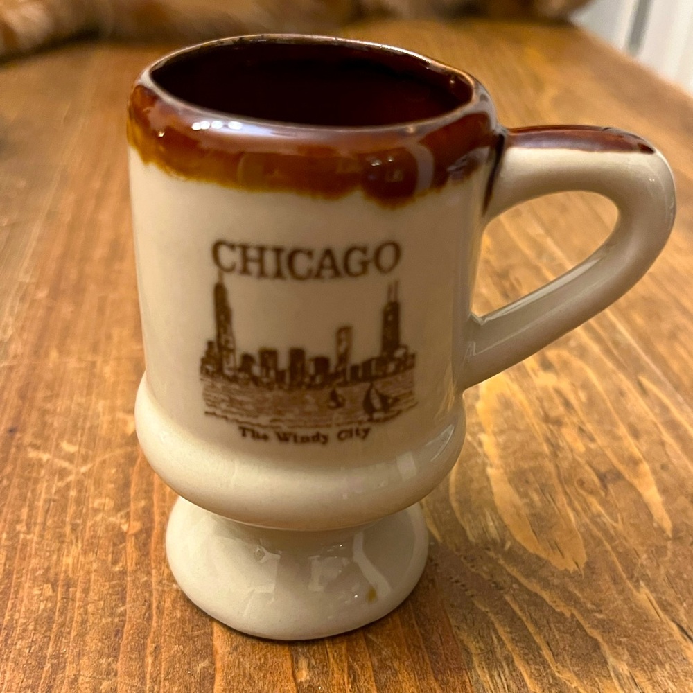 Chicago Illinois State Stoneware Toothpick or Match Holder Vintage Souvenir 80’s